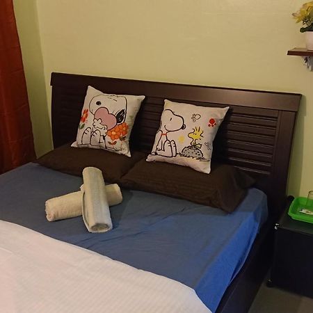 Snoopy Homestay Two Bedroom Batu Pahat Exteriör bild