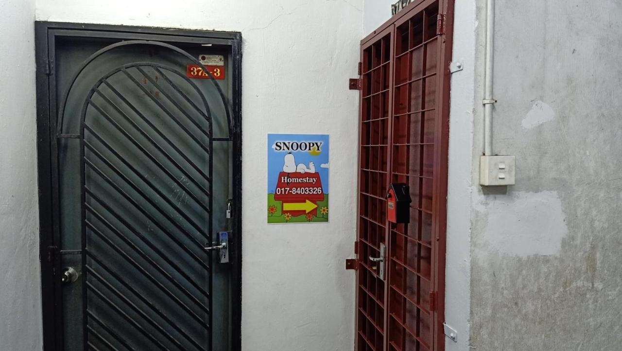 Snoopy Homestay Two Bedroom Batu Pahat Exteriör bild