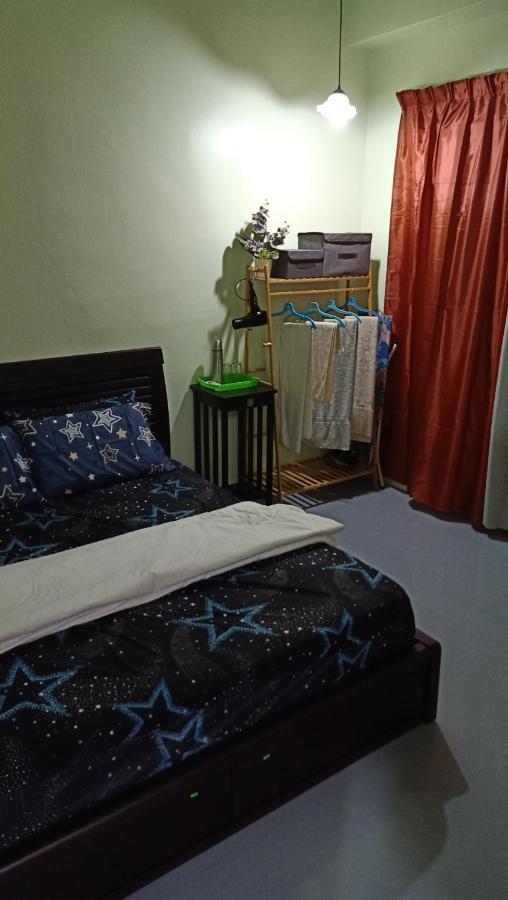 Snoopy Homestay Two Bedroom Batu Pahat Exteriör bild