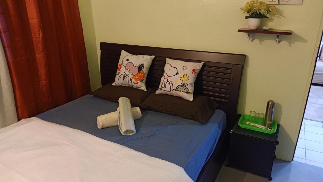 Snoopy Homestay Two Bedroom Batu Pahat Exteriör bild