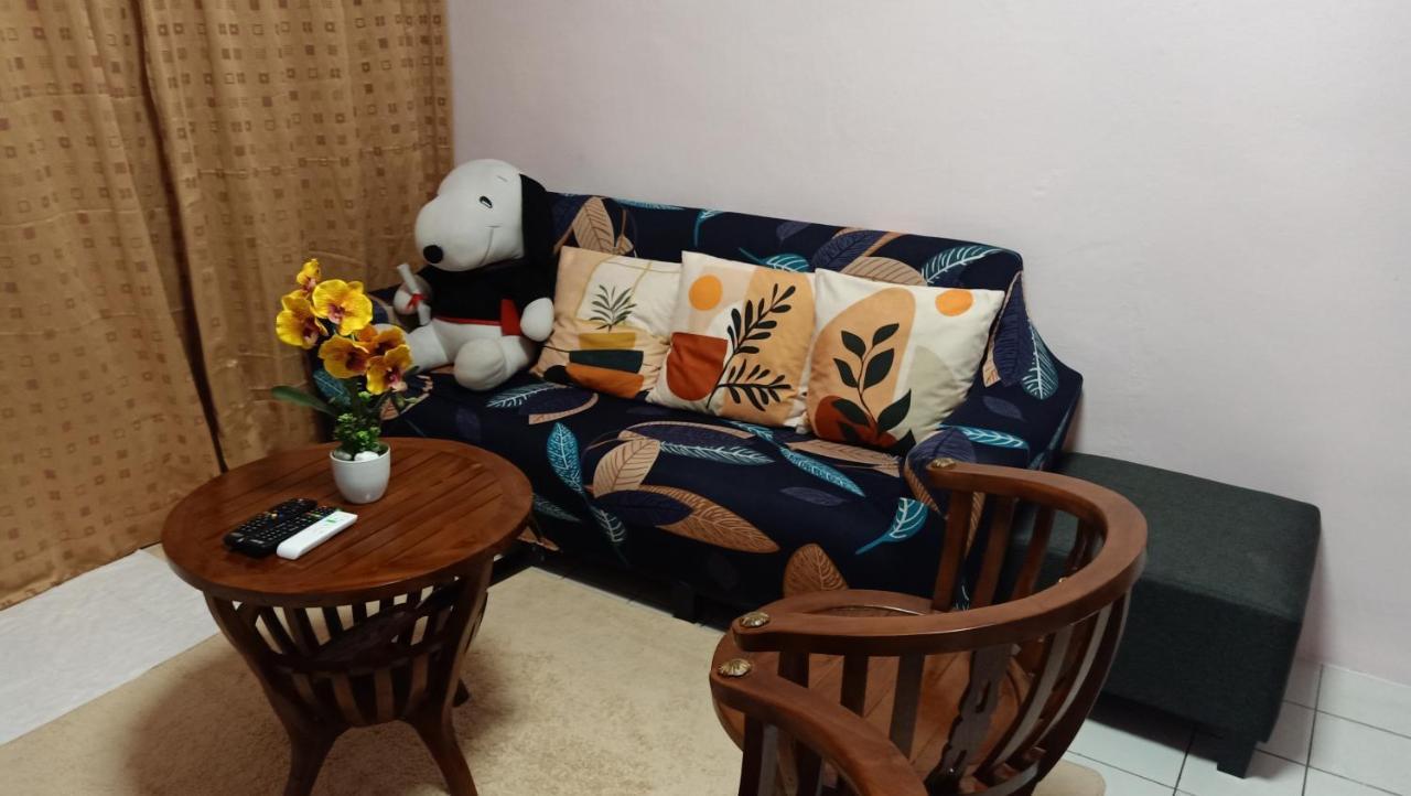 Snoopy Homestay Two Bedroom Batu Pahat Exteriör bild